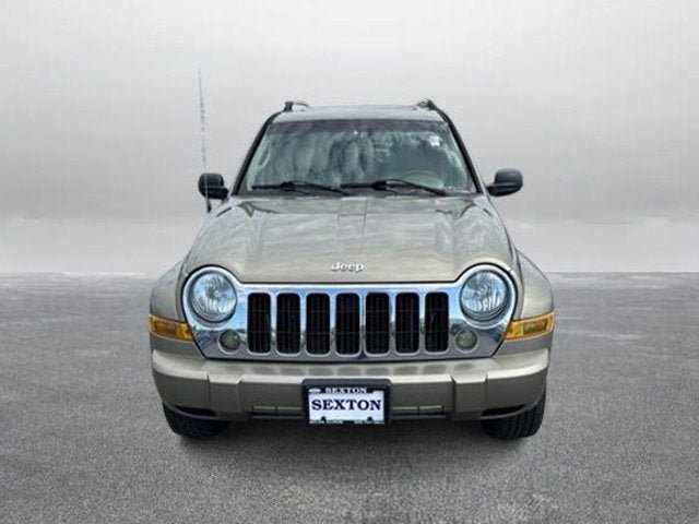 Used 2006 Jeep Liberty Limited AWD/4WD image 4