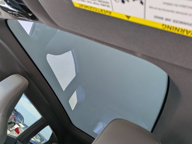 Certified 2023 BMW iX xDrive50 w/ Premium Package AWD/4WD image 13