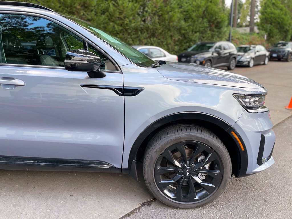 Used 2021 Kia Sorento SX AWD/4WD image 2