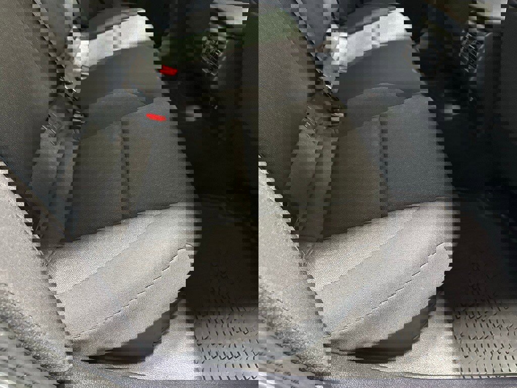 Used 2025 Toyota Camry LE image 52