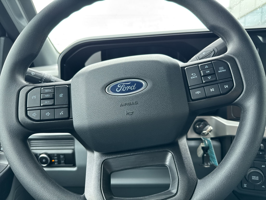 New 2026 Ford F350 XL w/ FX4 Off-Road Package image 15