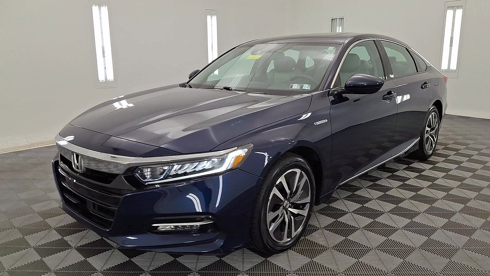 Used 2020 Honda Accord EX image 8