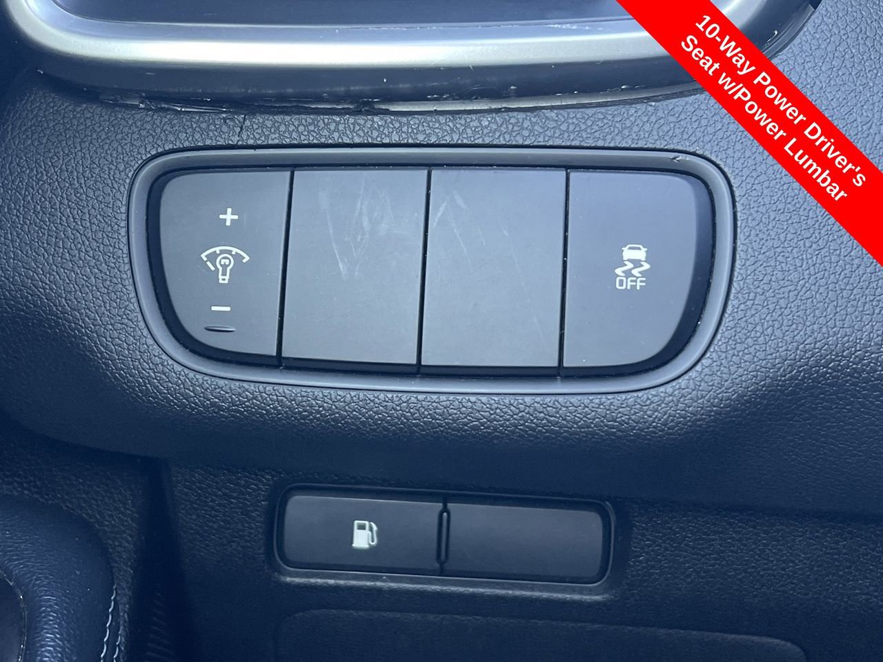 Used 2016 Kia Sorento LX w/ LX Convenience Package image 13