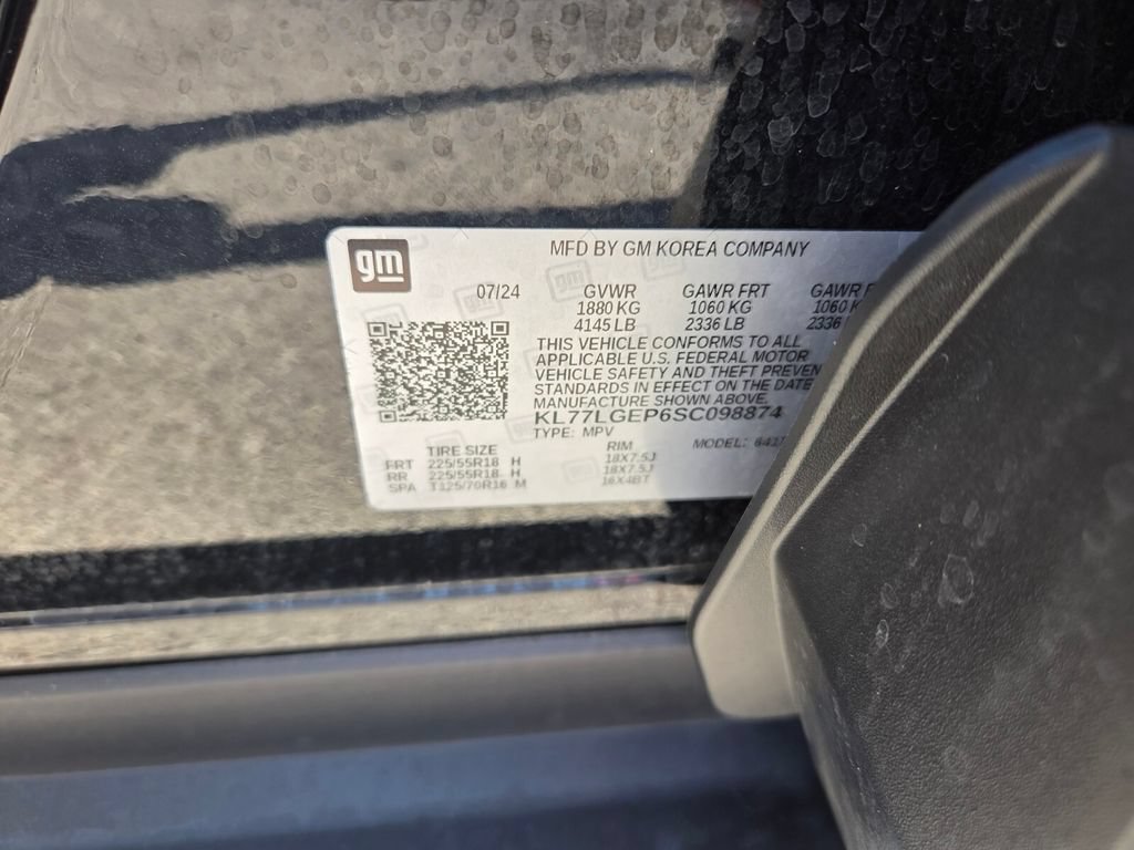 Used 2025 Chevrolet Trax RS w/ Driver Confidence Package FWD image 20