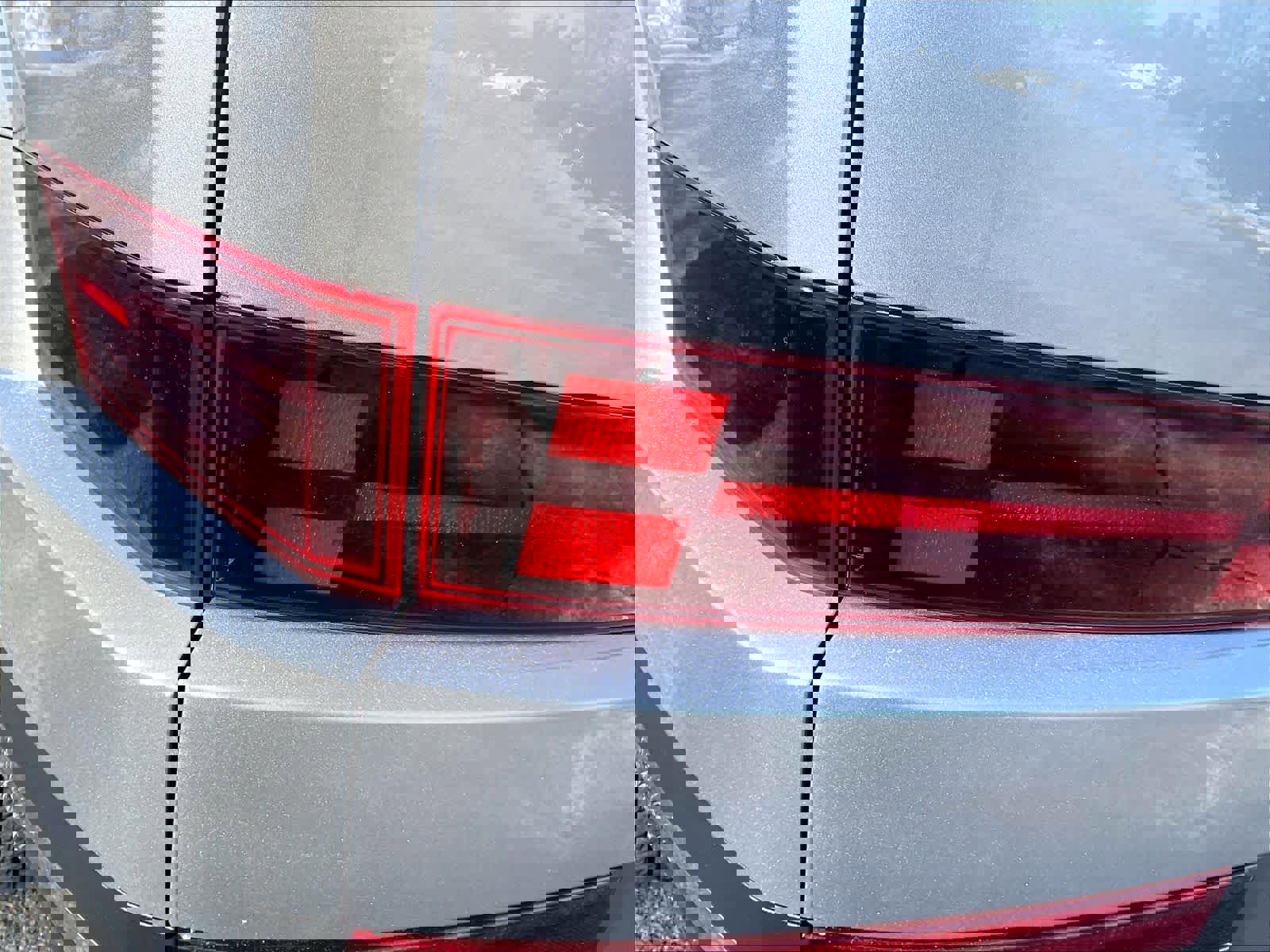 Used 2025 Hyundai Santa Fe Limited image 33