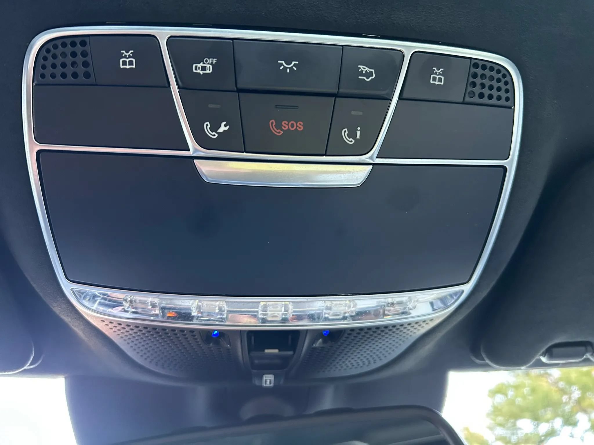Used 2015 Mercedes-Benz S 63 AMG 4MATIC Sedan image 34