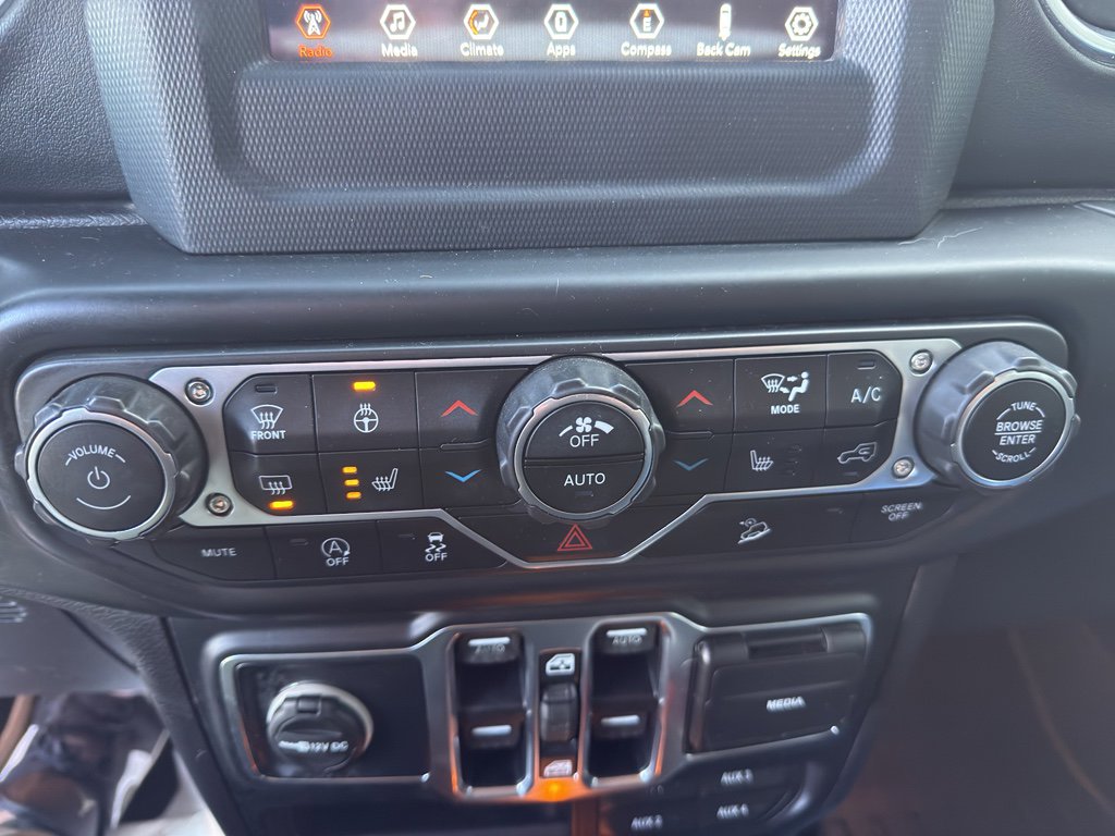 Used 2018 Jeep Wrangler Unlimited Sahara w/ Cold Weather Group image 12