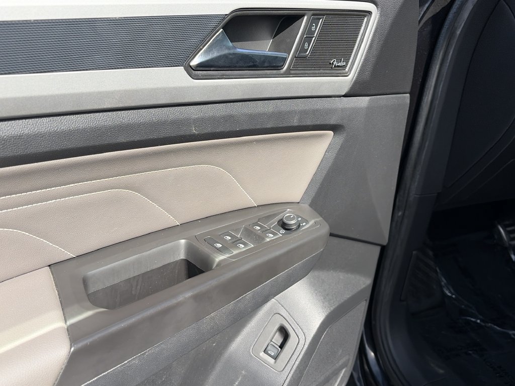 Certified 2023 Volkswagen Atlas SEL Premium AWD/4WD image 18