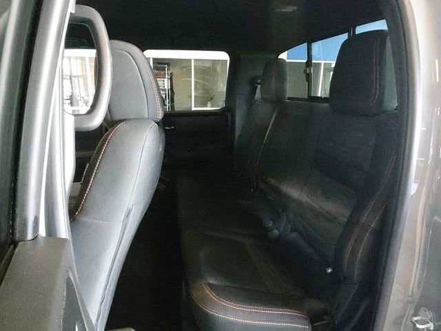 Used 2025 Nissan Frontier PRO-4X w/ Pro Convenience Package image 21