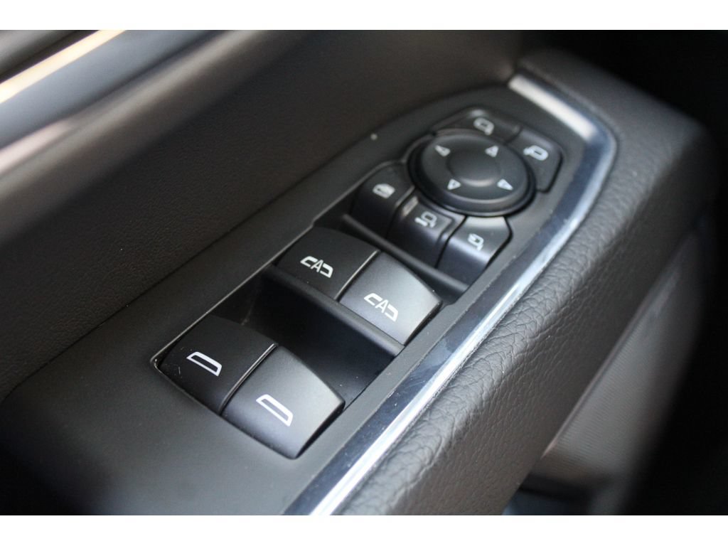 Used 2024 GMC Sierra 2500 Denali w/ Technology Package AWD/4WD image 37