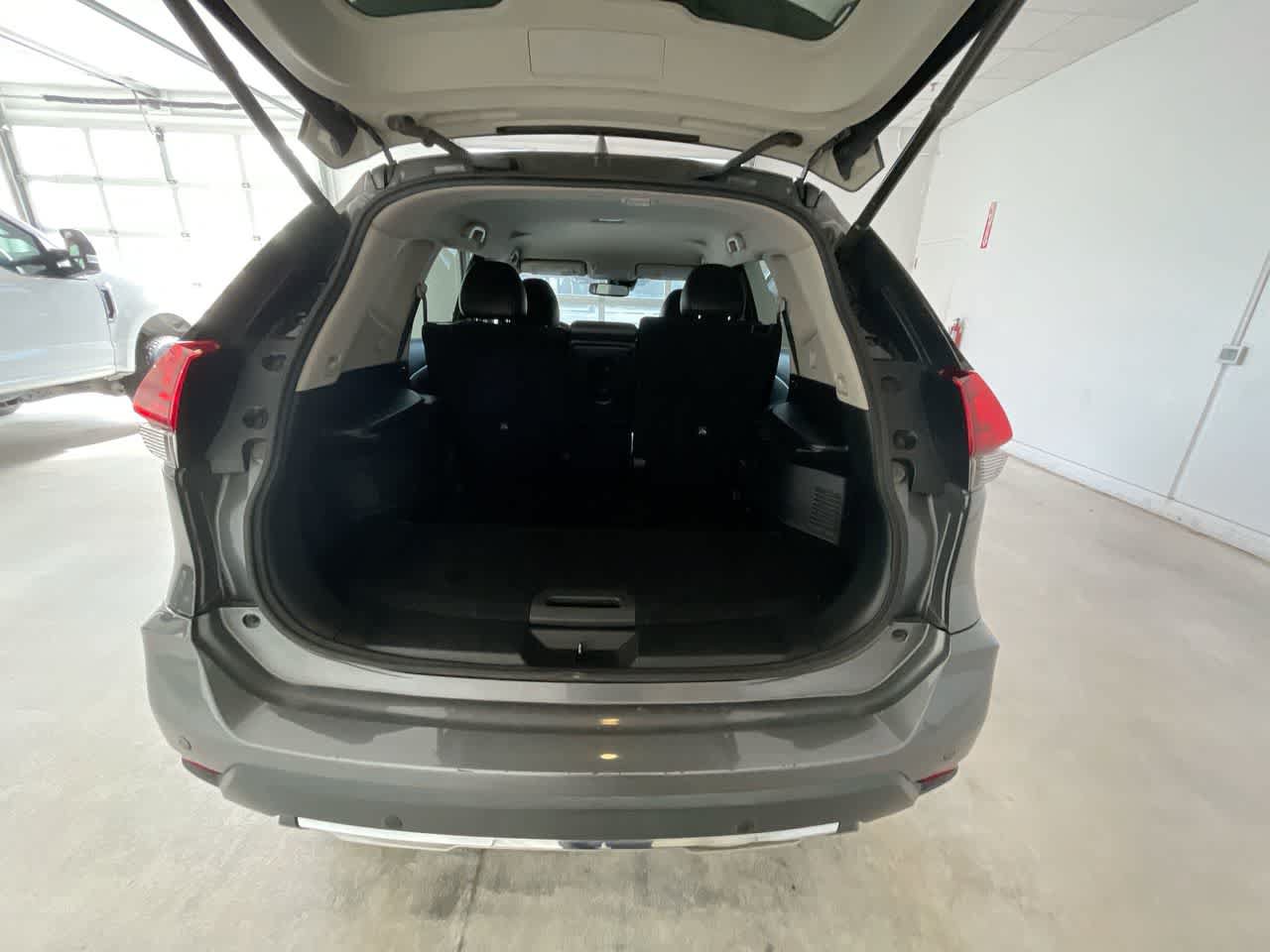 Used 2019 Nissan Rogue SL AWD/4WD image 23