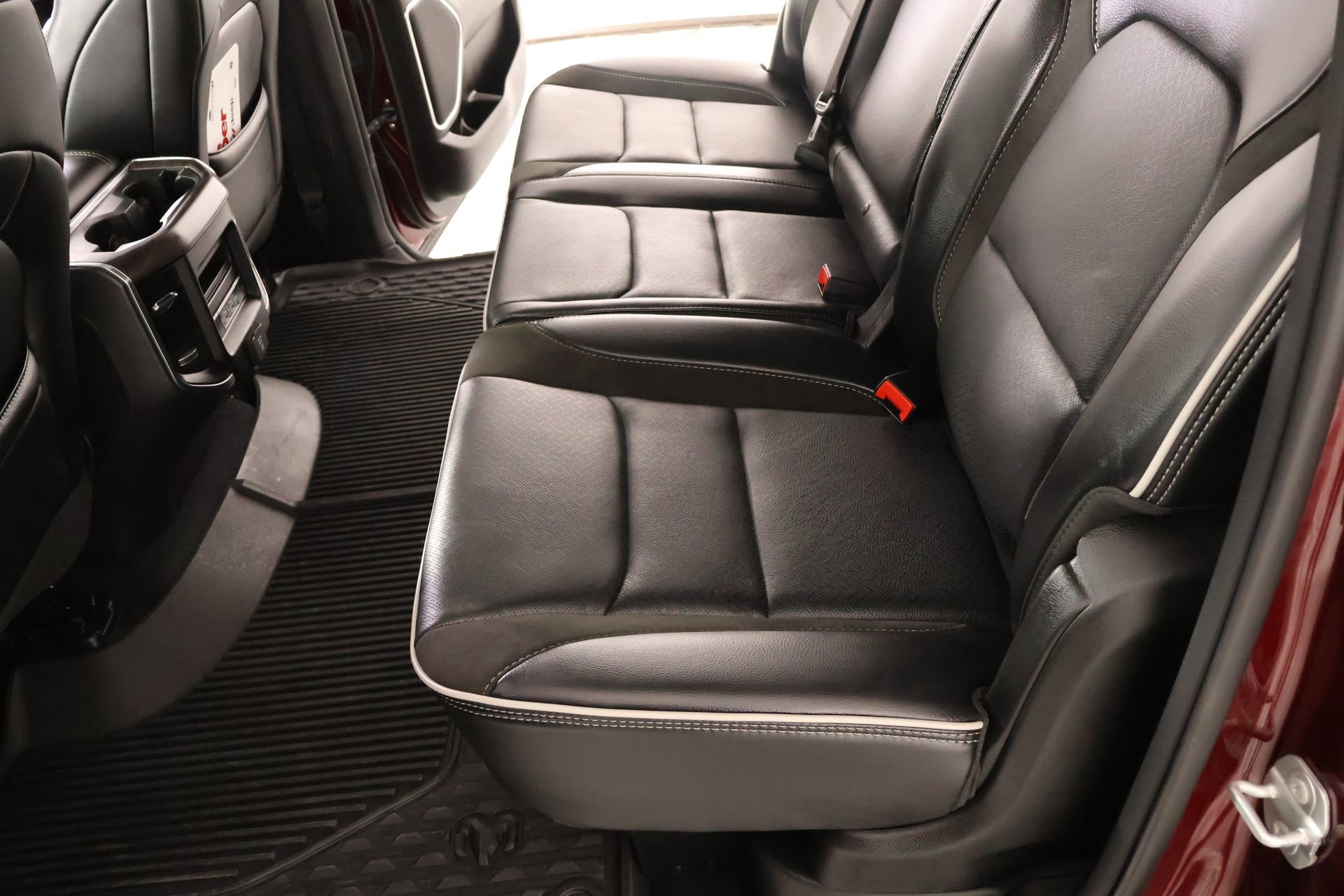 Used 2025 RAM 1500 Laramie w/ Sport Appearance Package image 13