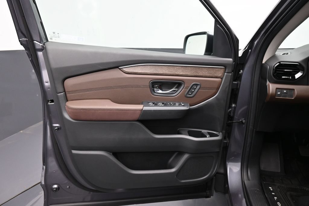 New 2026 Honda Pilot Elite image 18
