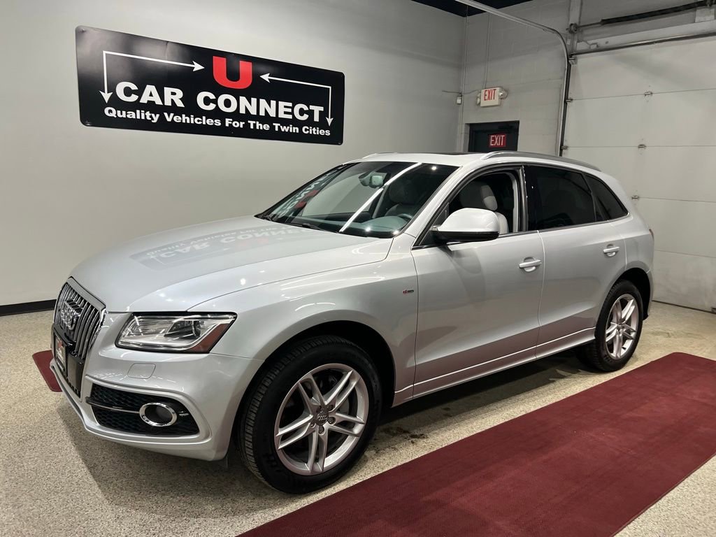 Used 2013 Audi Q5 3.0T Prestige image 2