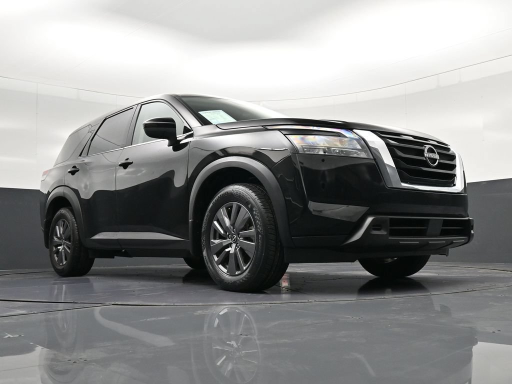 Used 2024 Nissan Pathfinder S FWD image 33