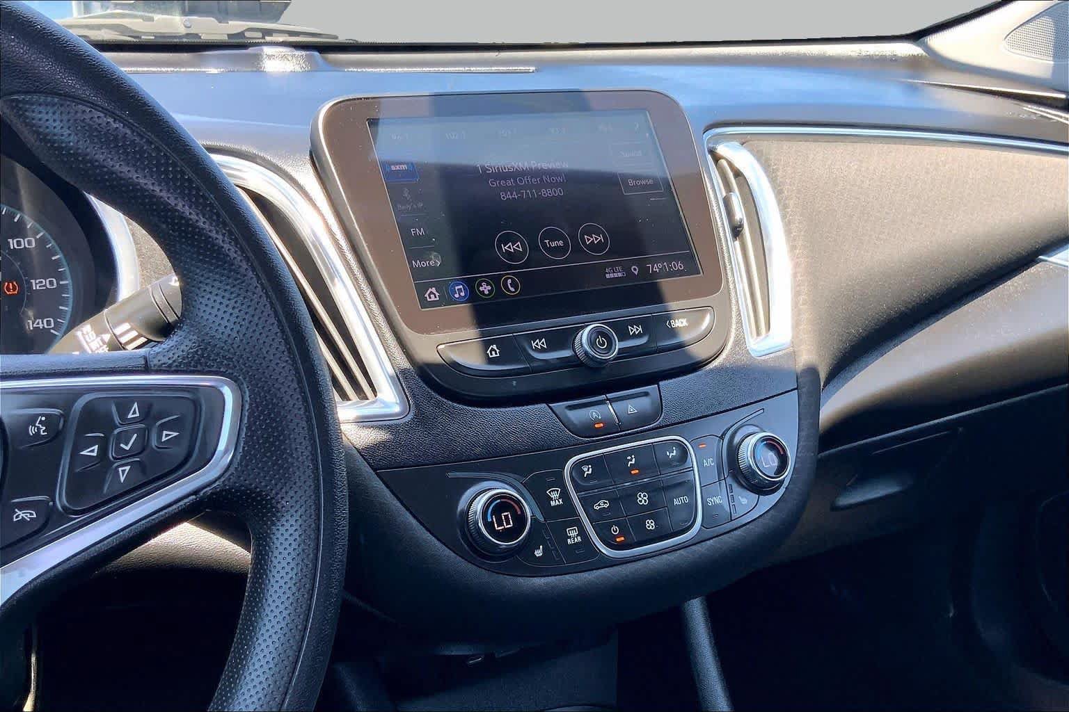 Used 2020 Chevrolet Malibu LT FWD image 7