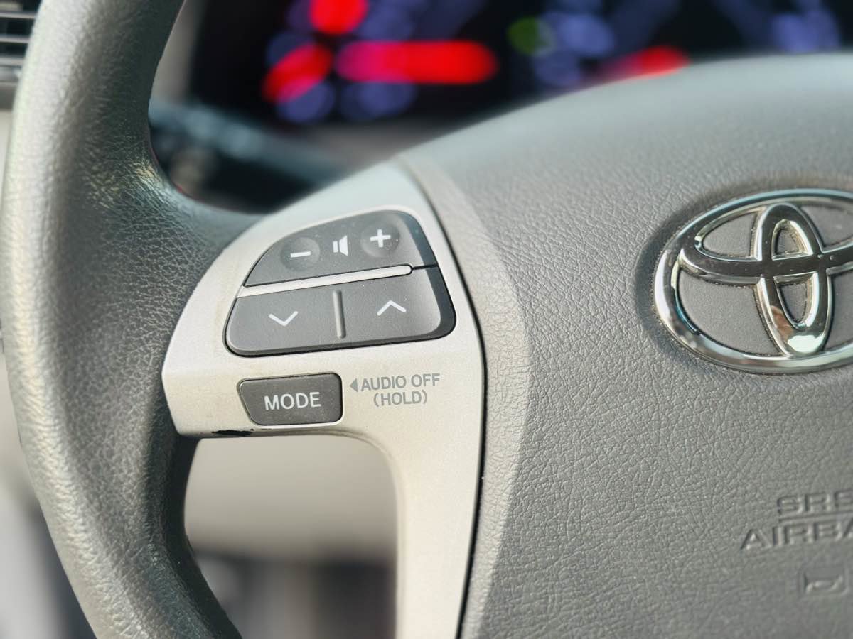 Used 2011 Toyota Camry LE image 19