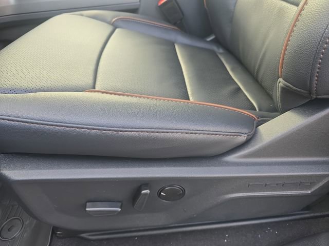 New 2026 Ford F250 Lariat w/ Black Appearance Package image 12