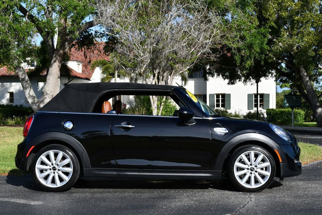 Used 2018 MINI Cooper S image 48