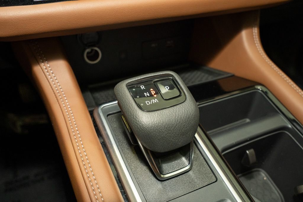 Certified 2025 Nissan Pathfinder Platinum image 20