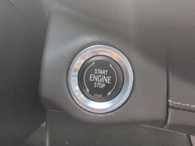 Used 2023 Buick Envision Essence w/ Sport Touring Package AWD/4WD image 22