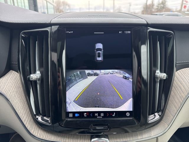 Used 2022 Volvo XC60 T8 Inscription w/ Advanced Package image 17