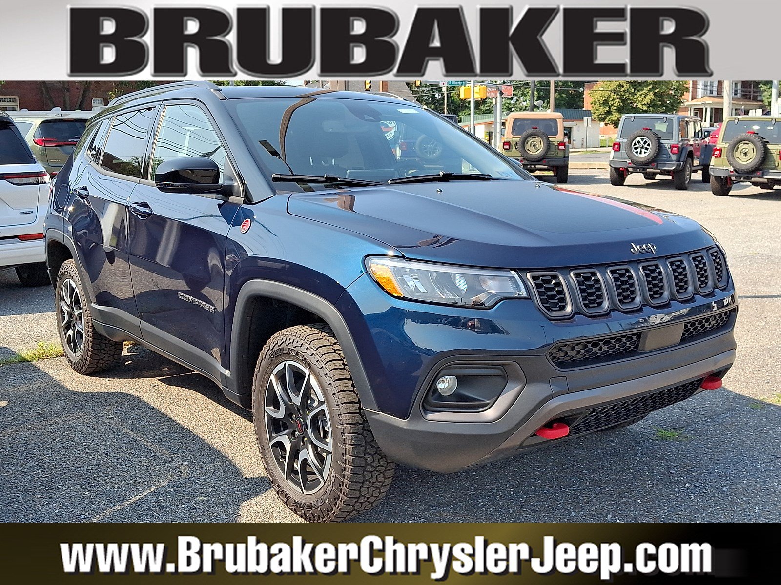 New 2026 Jeep Compass Trailhawk w/ Sun, Sound & Navigation Group AWD/4WD image 1