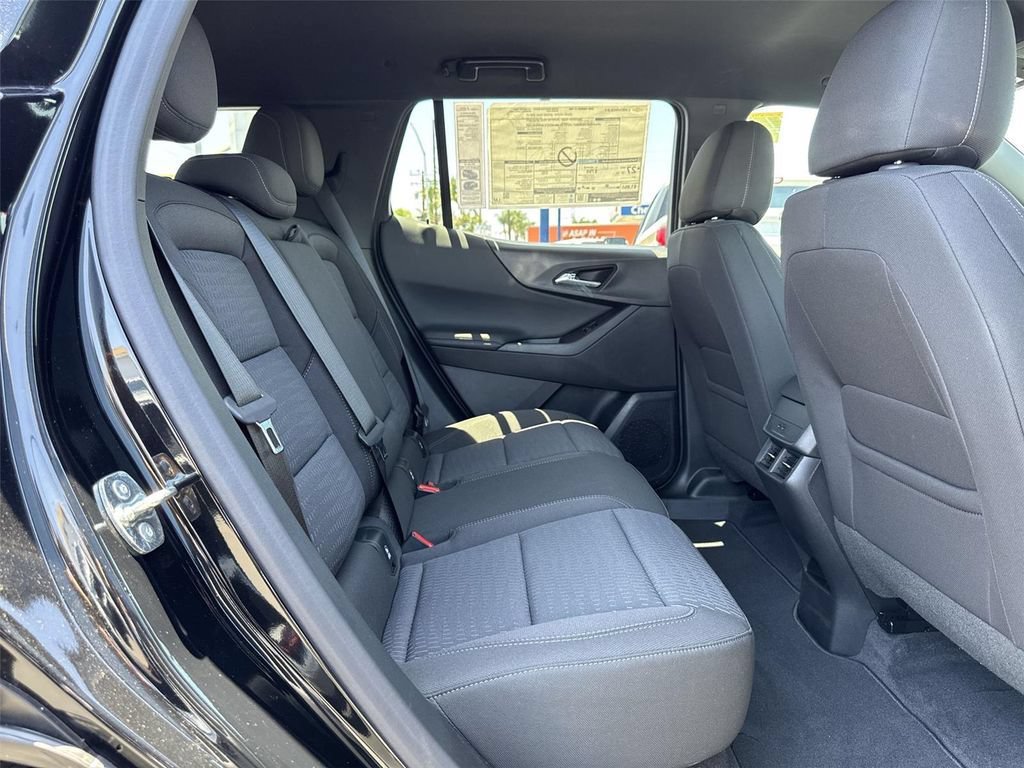 New 2026 Chevrolet Equinox LT FWD image 29
