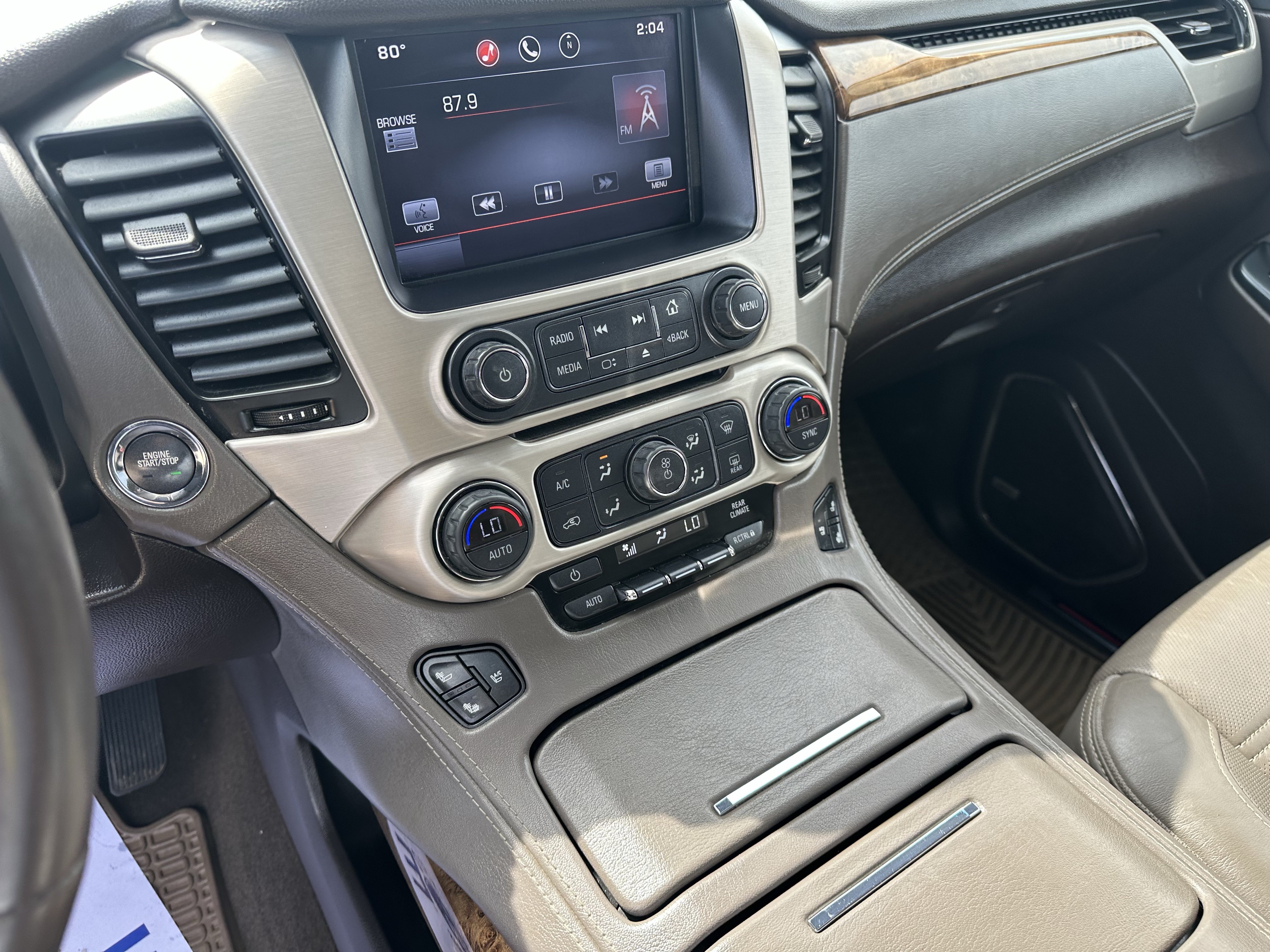 Used 2015 GMC Yukon Denali w/ Open Road Package AWD/4WD image 19