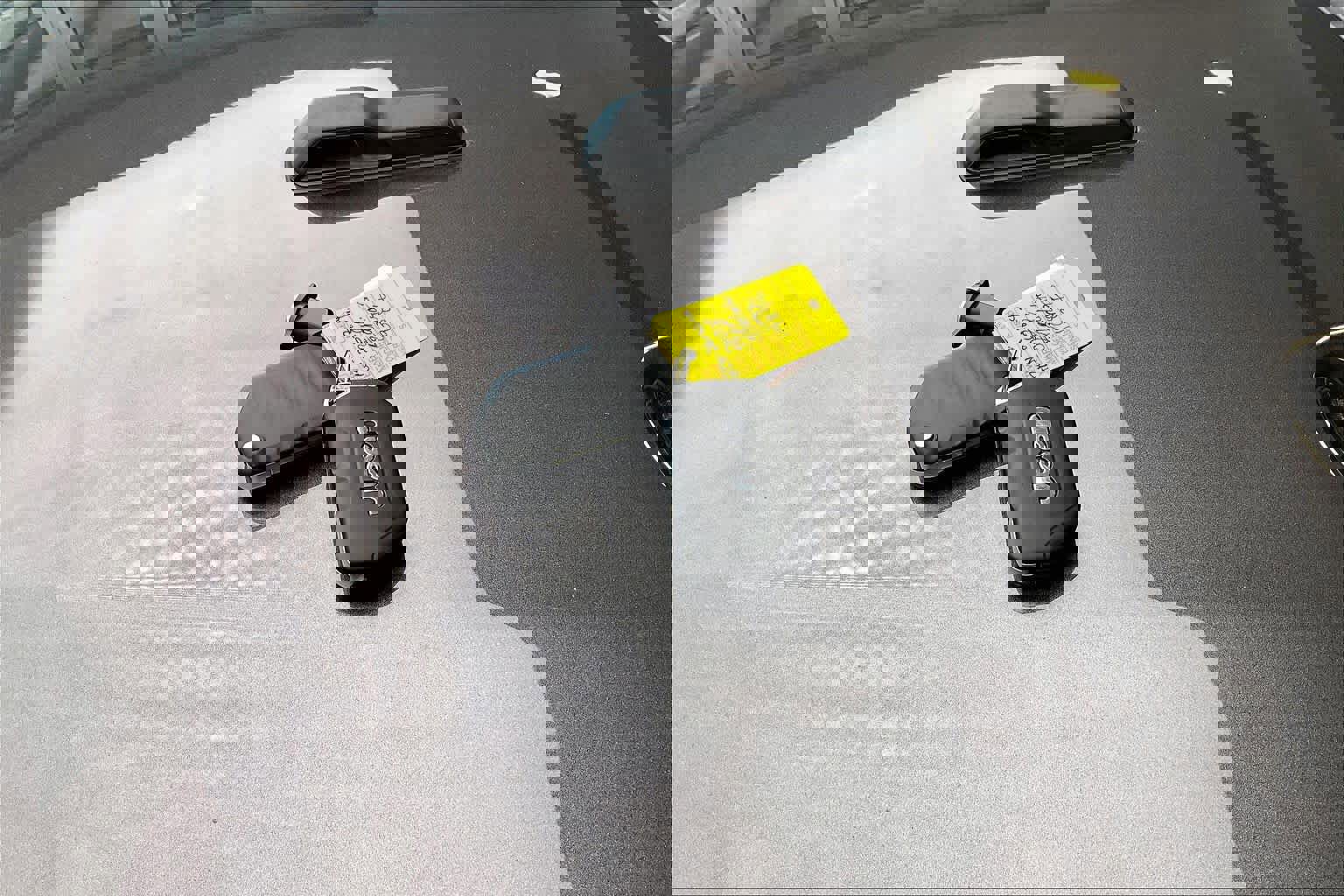 Used 2024 Jeep Gladiator Sport image 14