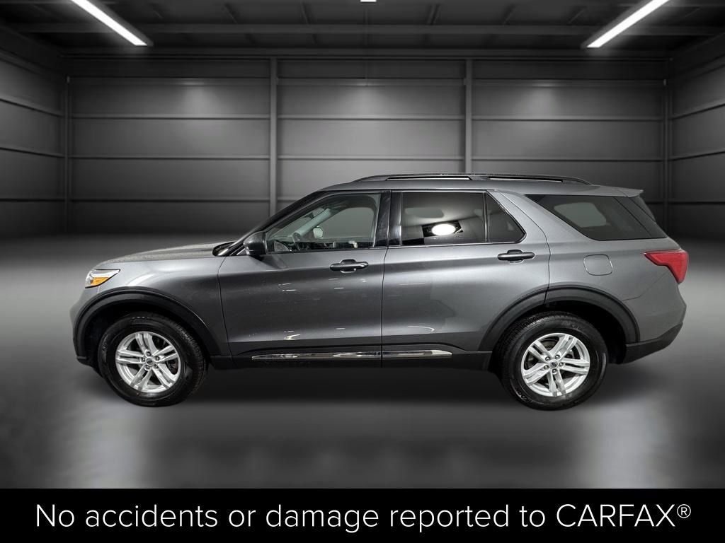 Used 2023 Ford Explorer XLT w/ Equipment Group 202A image 3