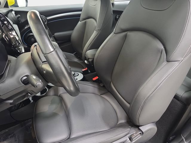 Certified 2024 MINI Cooper SE image 10