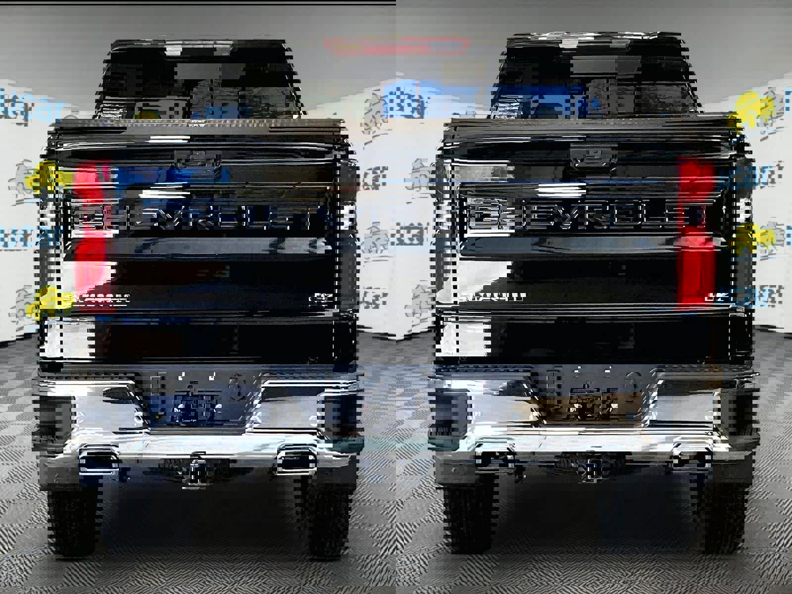 Used 2023 Chevrolet Silverado 1500 LTZ w/ LTZ Convenience Package II image 5