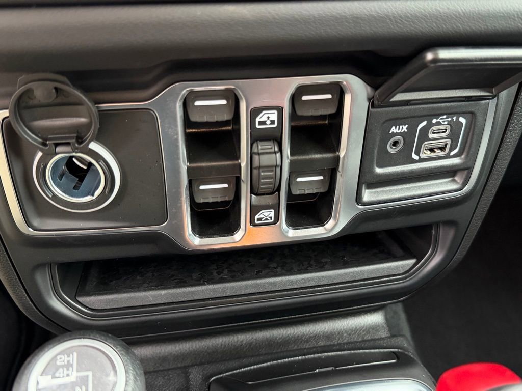 Certified 2024 Jeep Wrangler Sahara w/ Safety Group image 26