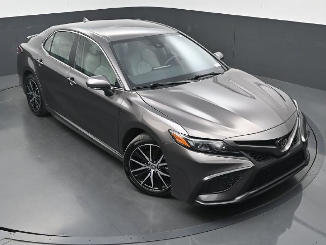 Used 2024 Toyota Camry SE FWD image 32