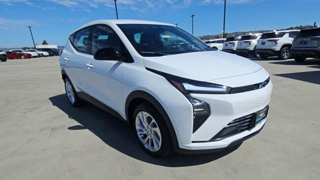 New 2027 Chevrolet Bolt LT w/ Comfort Package FWD image 2