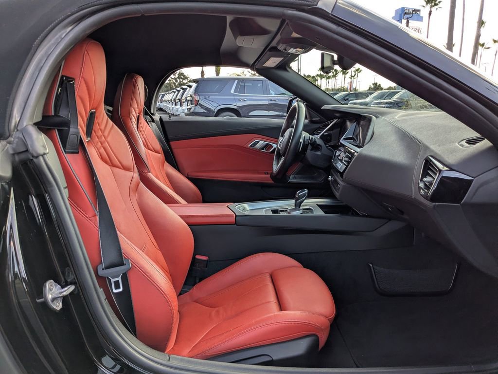 Used 2019 BMW Z4 sDrive30i w/ M Sport Package image 18