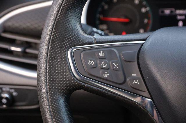 Used 2023 Chevrolet Malibu LT image 11