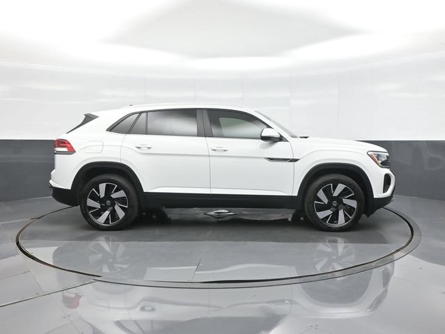 Used 2024 Volkswagen Atlas Cross Sport SE AWD/4WD image 8
