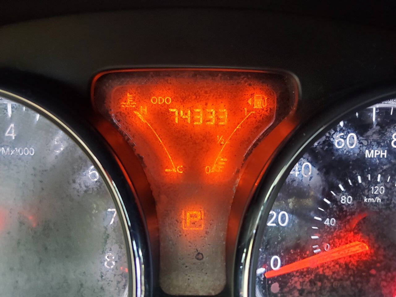 Used 2015 Nissan Versa Note SV FWD image 11