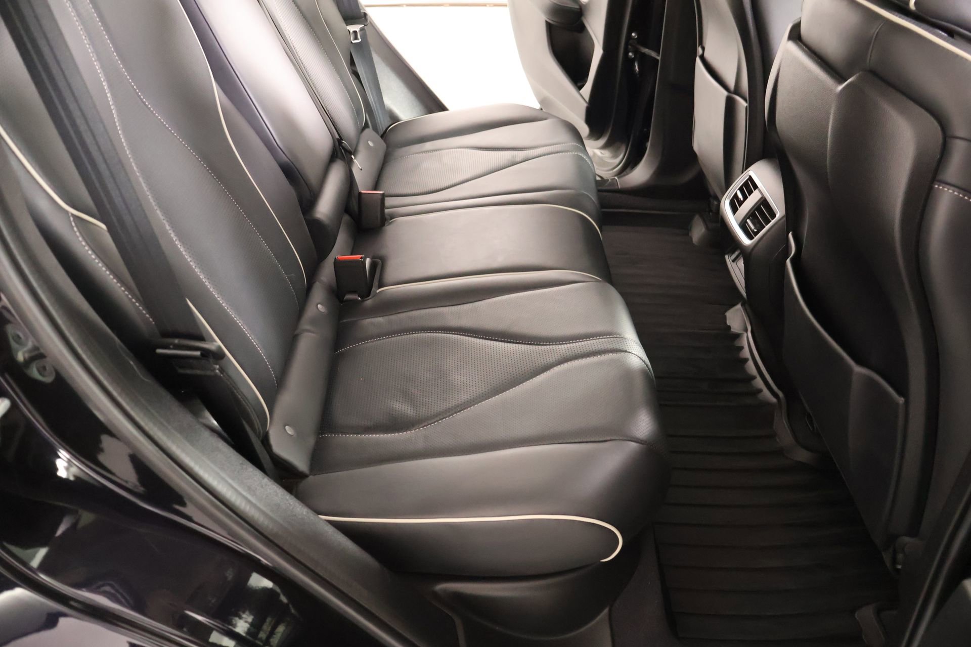 Used 2022 Acura RDX AWD w/ Advance Package image 15