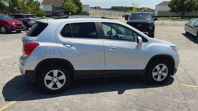 Used 2019 Chevrolet Trax LT w/ LT Convenience Package FWD image 9