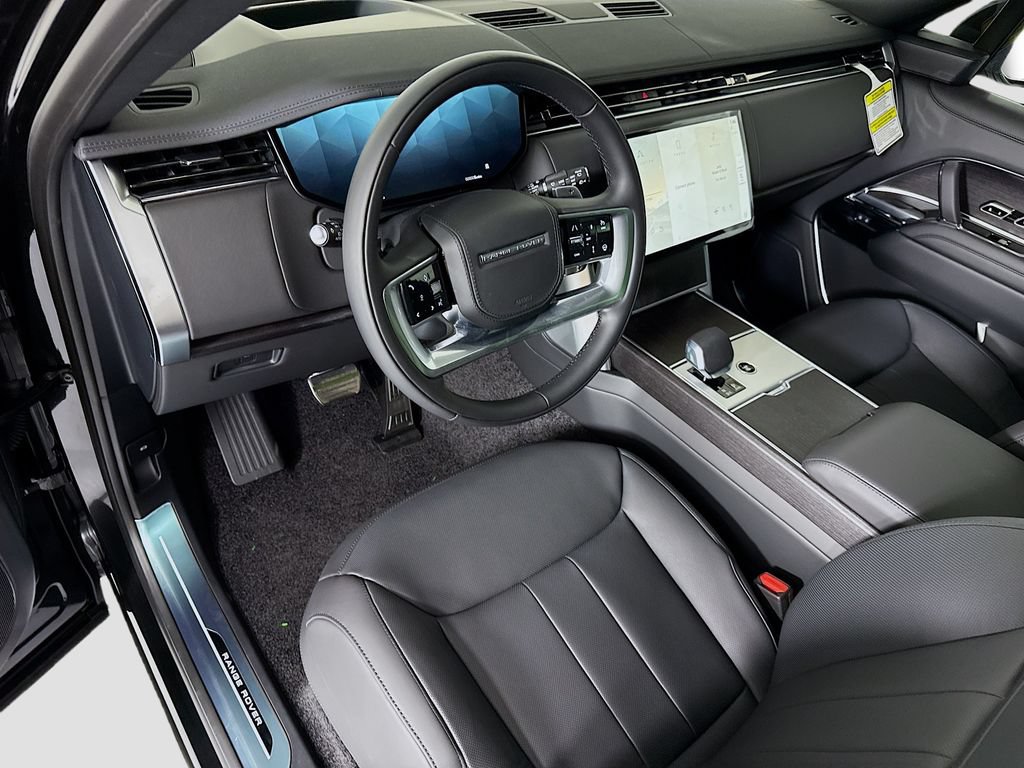 New 2026 Land Rover Range Rover Long Wheelbase SE AWD/4WD image 10