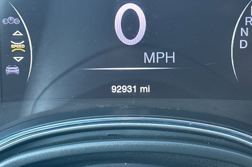 Used 2021 Jeep Grand Cherokee Limited w/ Luxury Group II image 27