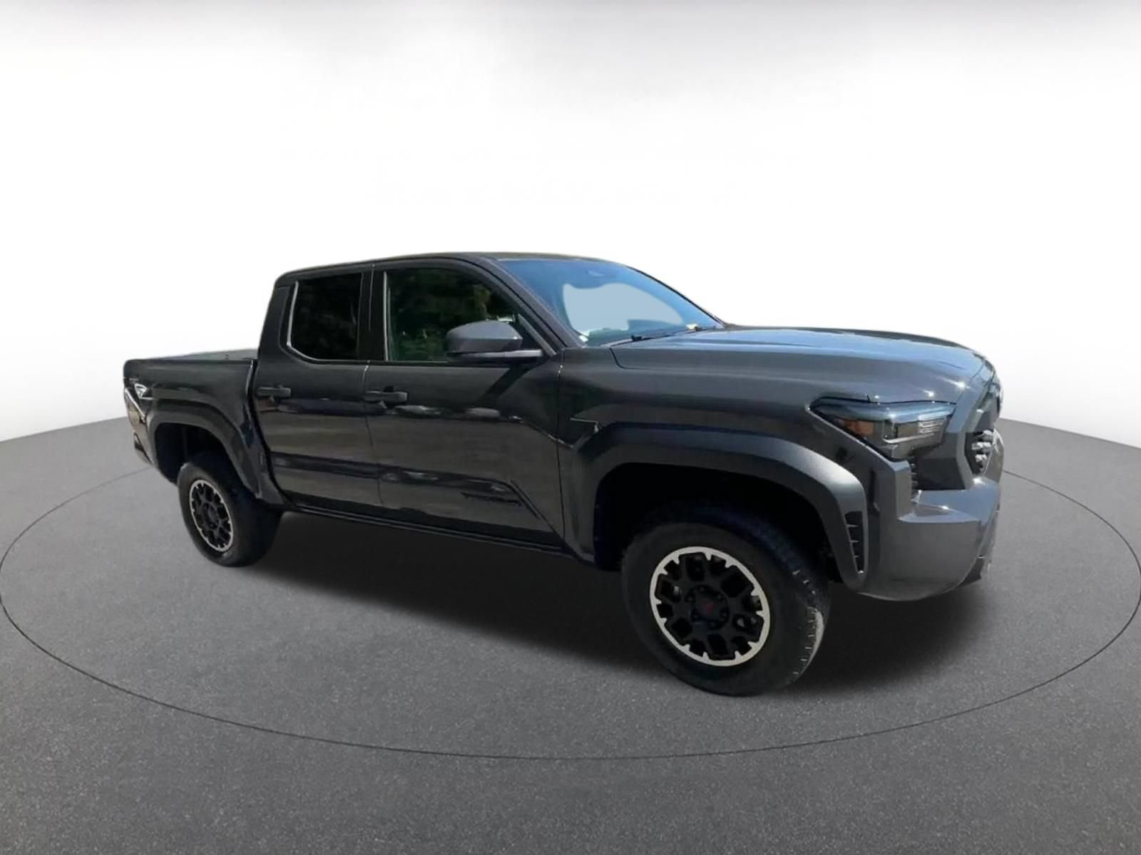 Used 2024 Toyota Tacoma TRD Off-Road AWD/4WD image 2