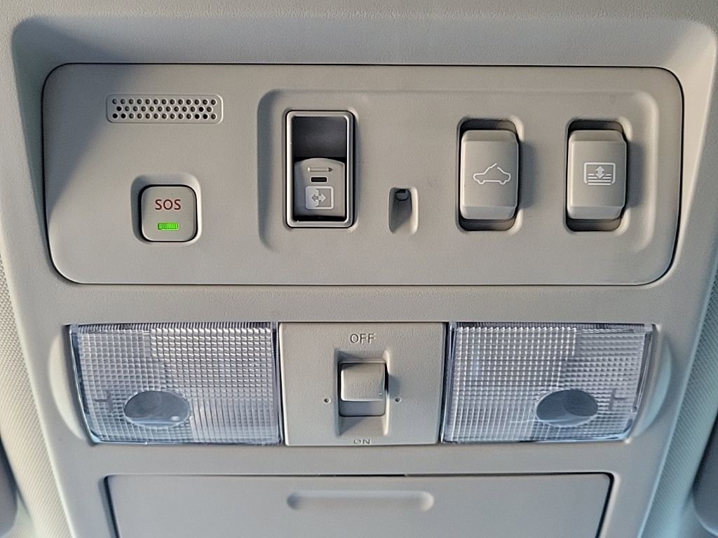 Certified 2021 Nissan Titan SL w/ Moonroof Package image 39