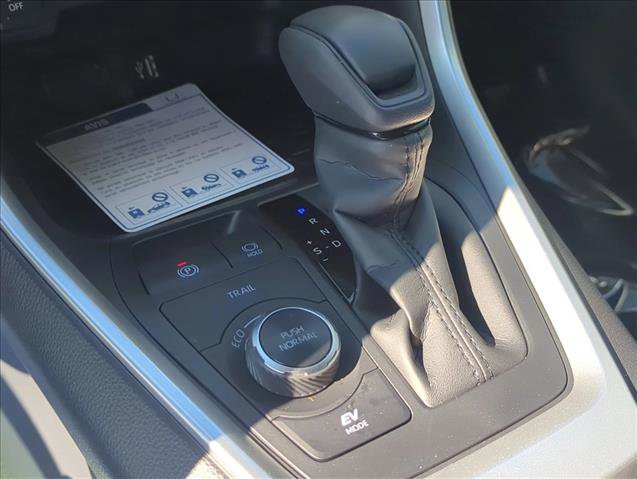 Certified 2025 Toyota RAV4 LE image 13