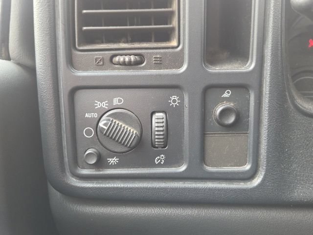 Used 2006 Chevrolet Silverado 1500 W/T RWD image 16