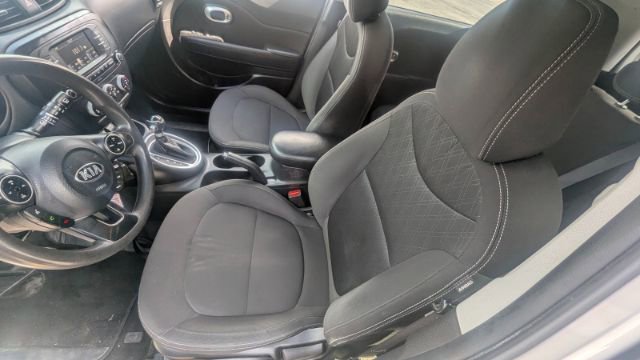 Used 2018 Kia Soul image 16