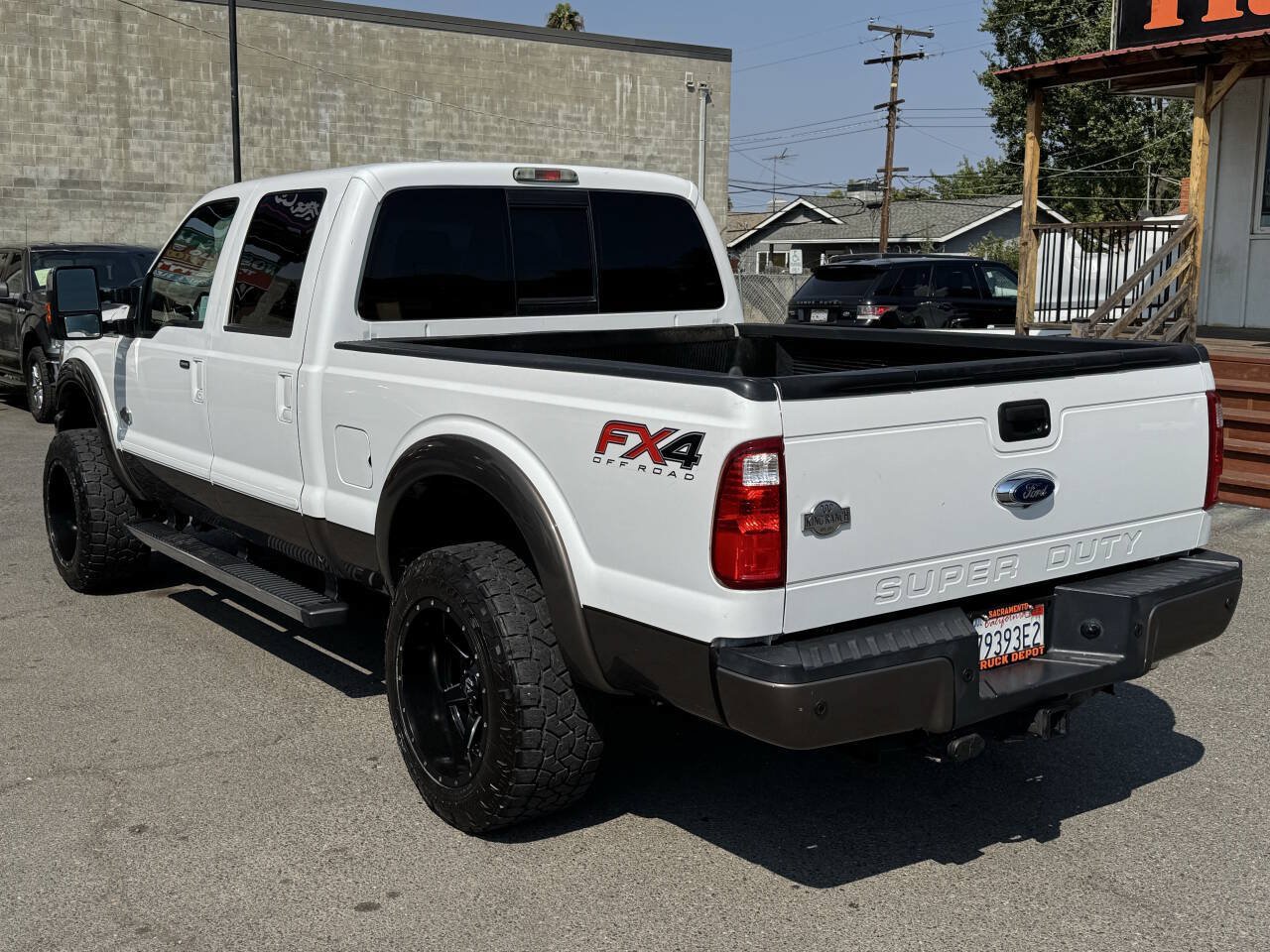 Used 2016 Ford F250 King Ranch w/ FX4 Off-Road Package AWD/4WD image 5